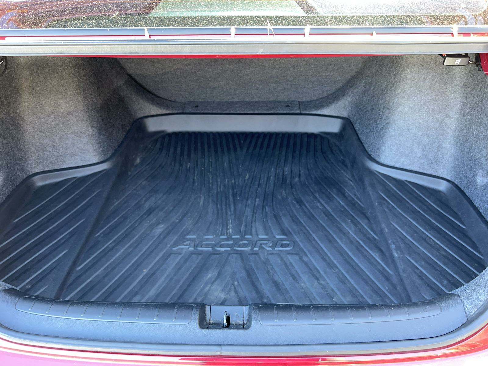 2019 Honda Accord LX 1.5T FWD