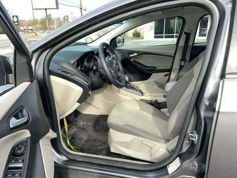 2014 Ford Focus SE FWD