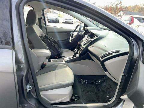 2014 Ford Focus SE FWD