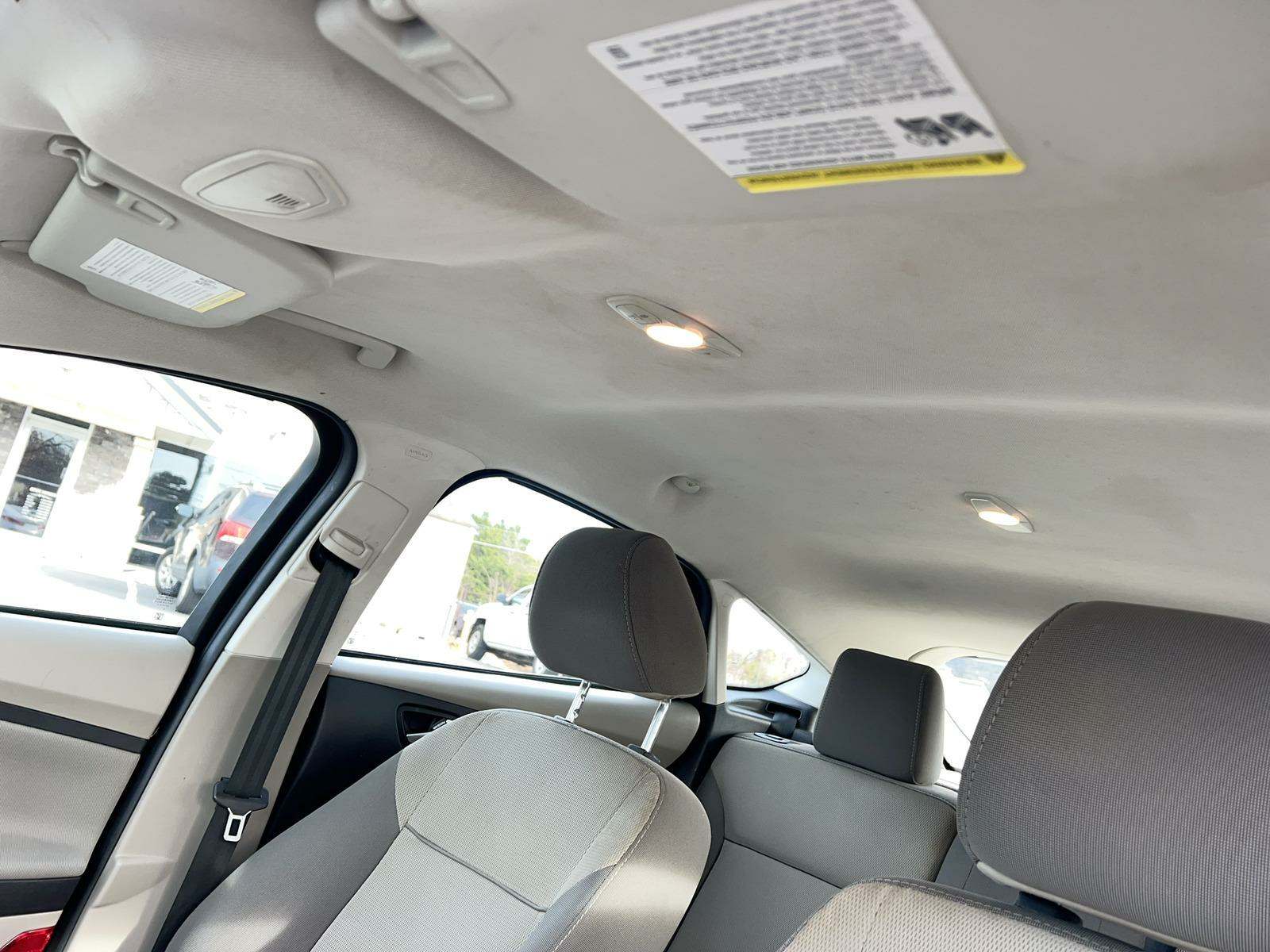 2014 Ford Focus SE FWD