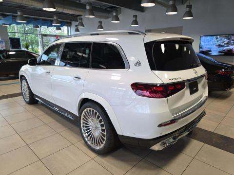 MERCEDES-BENZ GLS - 2