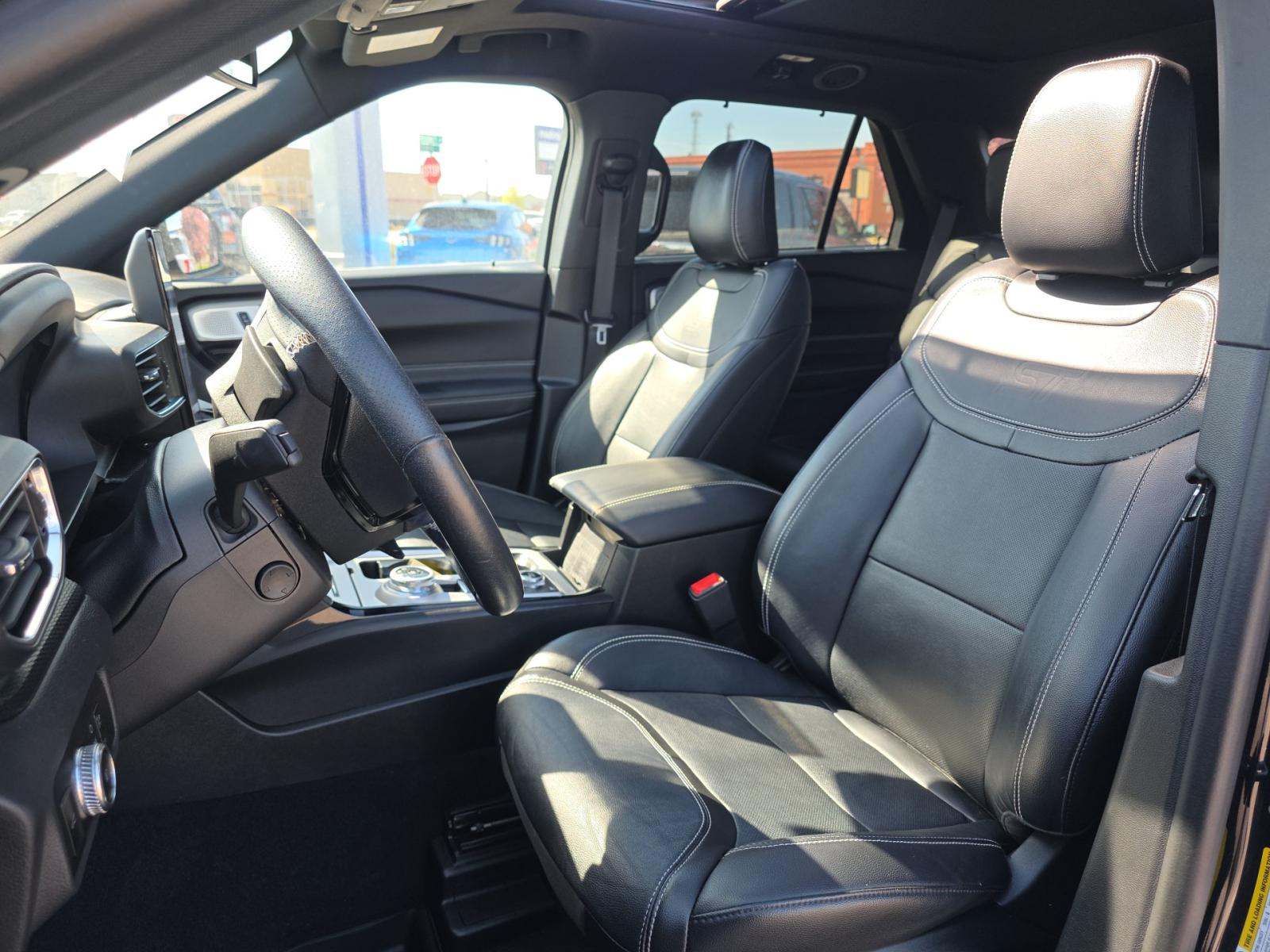FORD EXPLORER - 2