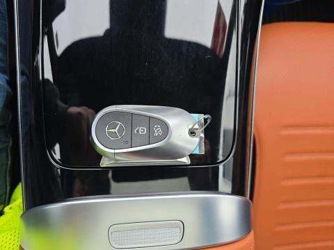 MERCEDES-BENZ GLC - 4