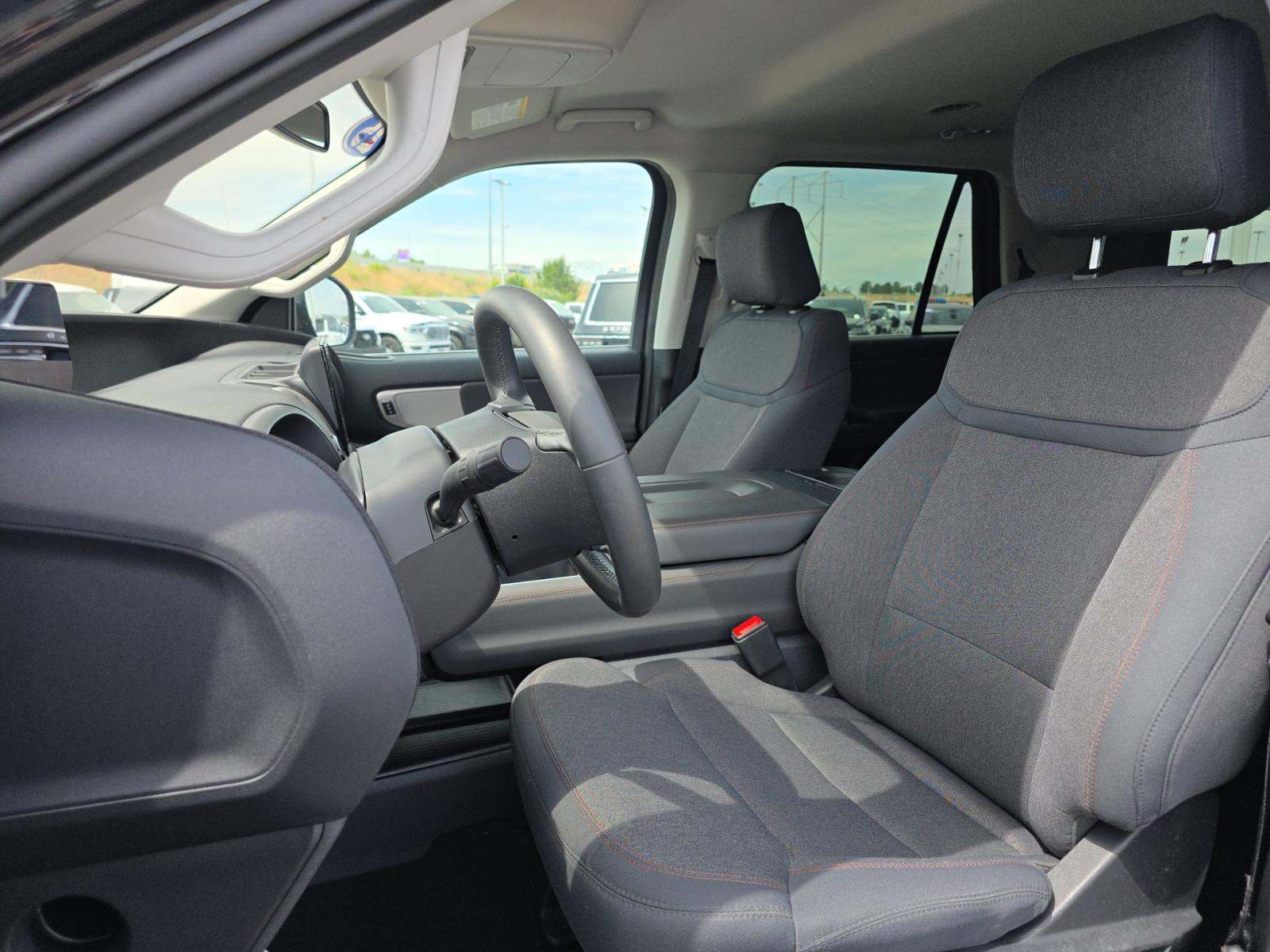FORD EXPEDITION MAX - 2