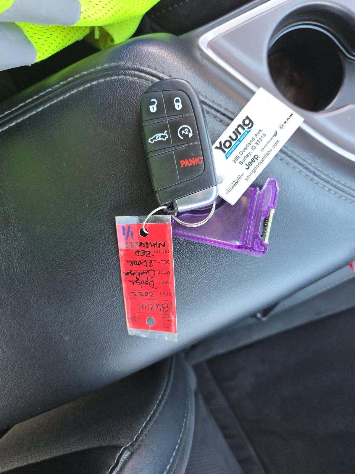 DODGE CHALLENGER - 8