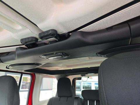 JEEP UNLIMITED SPORT S - 7