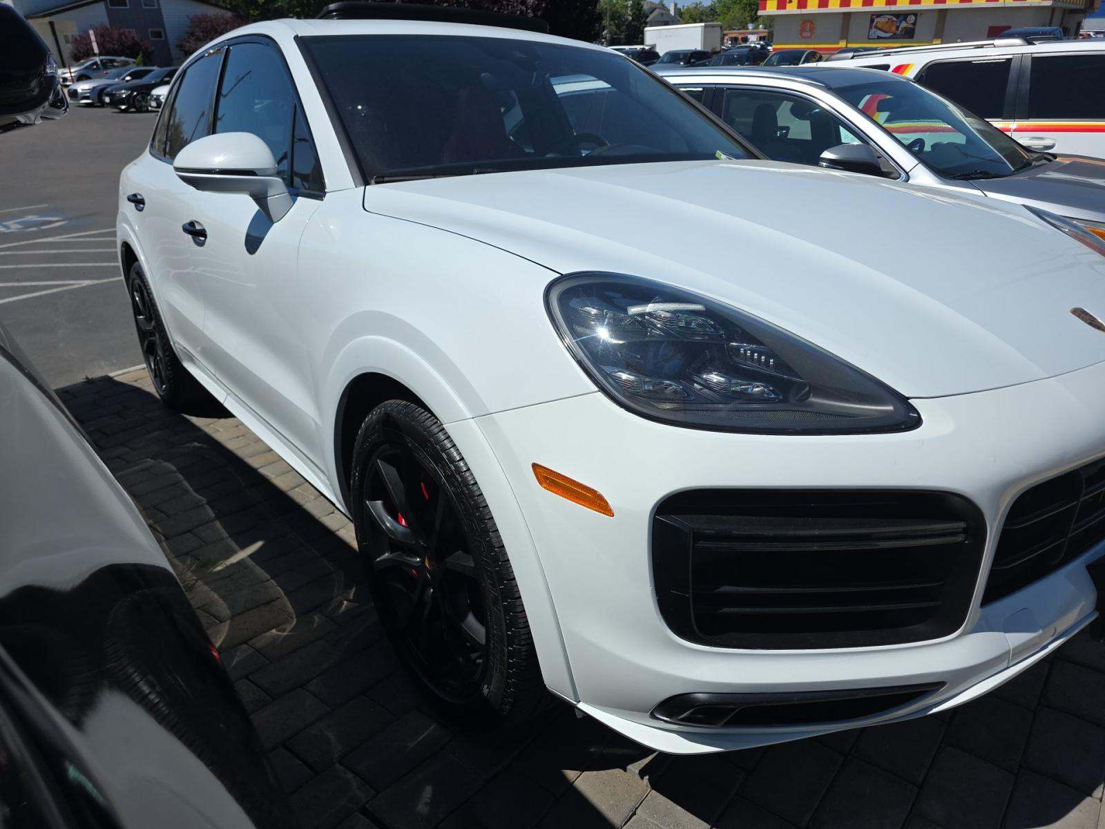 PORSCHE CAYENNE - 4