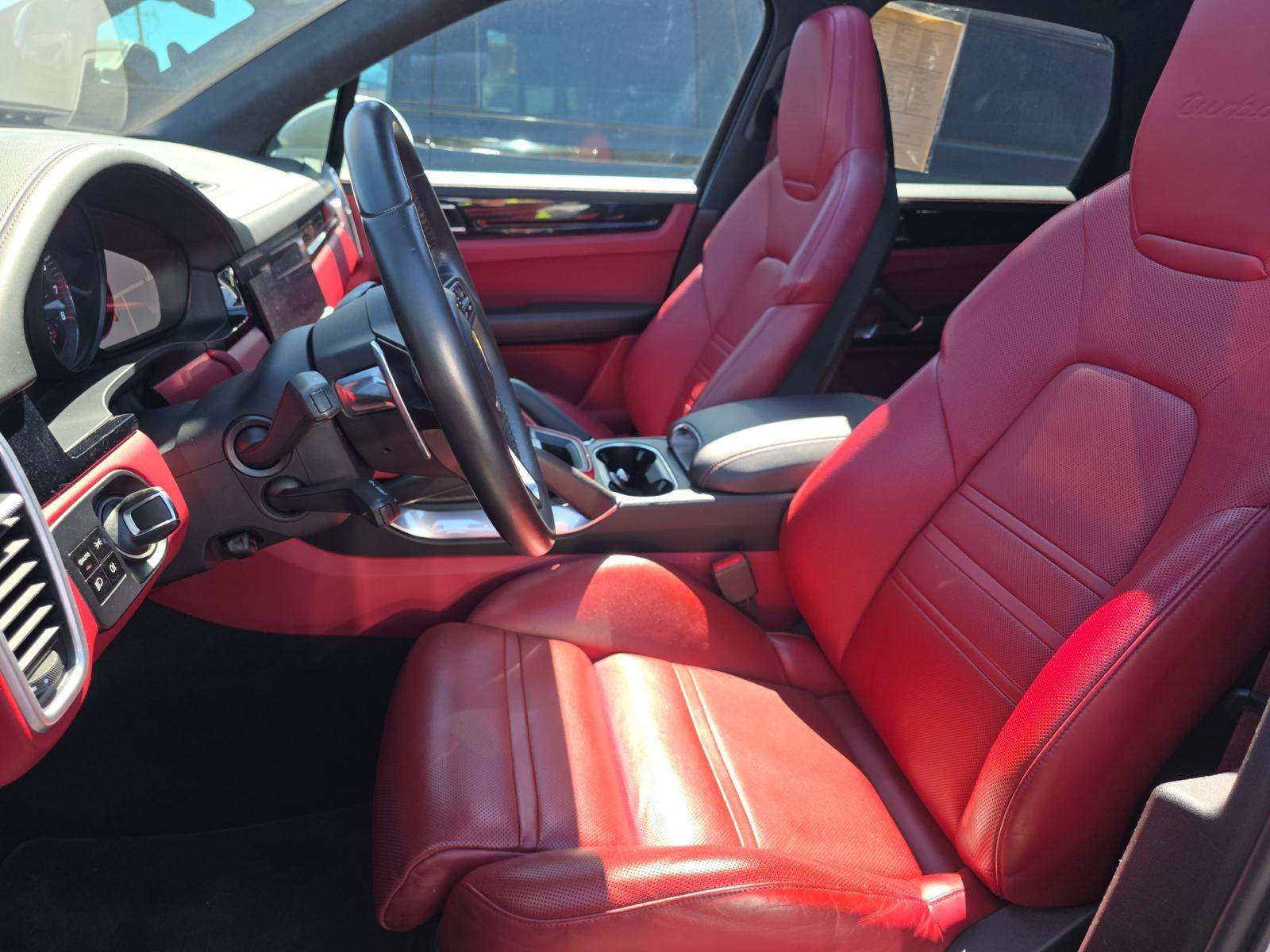 PORSCHE CAYENNE - 6