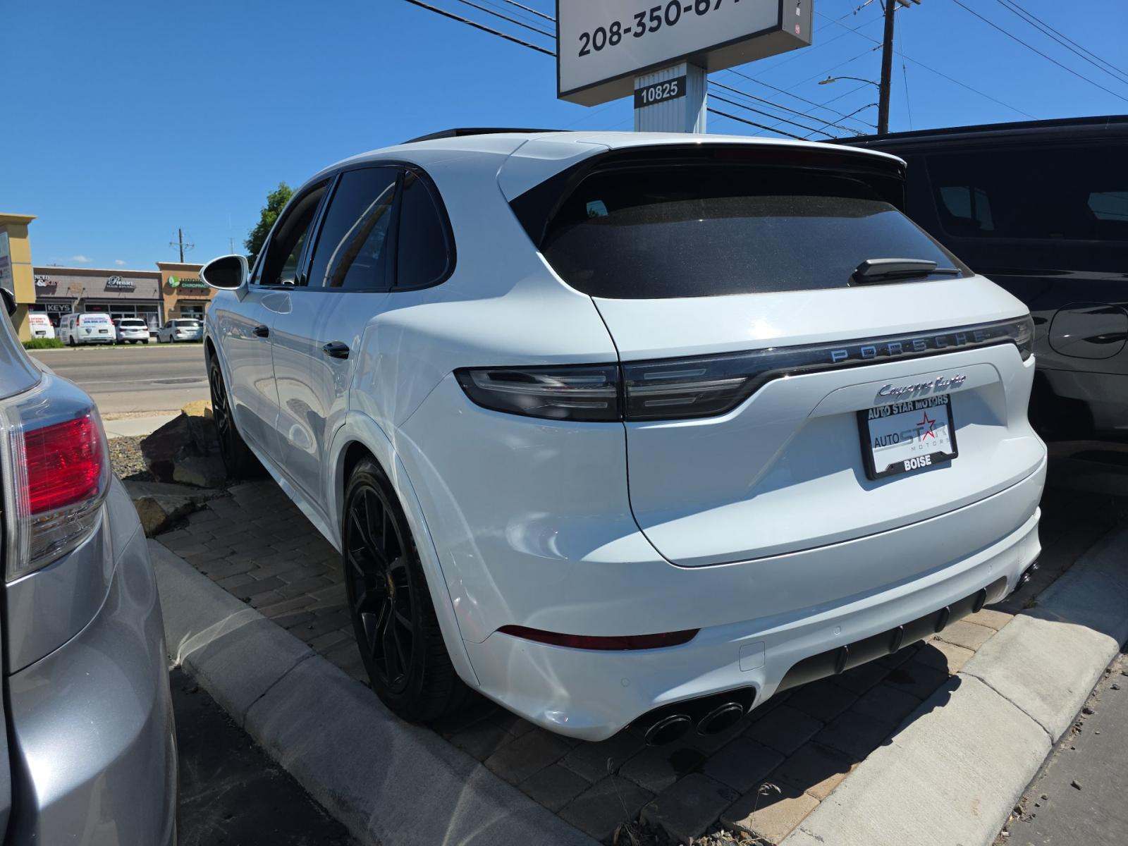 PORSCHE CAYENNE - 2