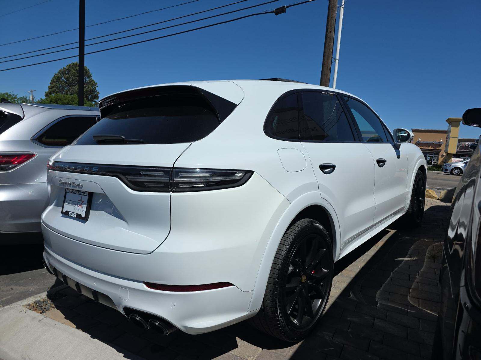 PORSCHE CAYENNE - 3