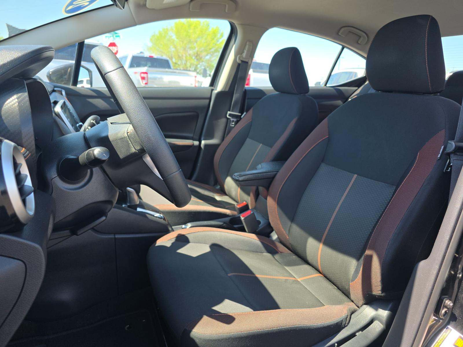 NISSAN VERSA - 2