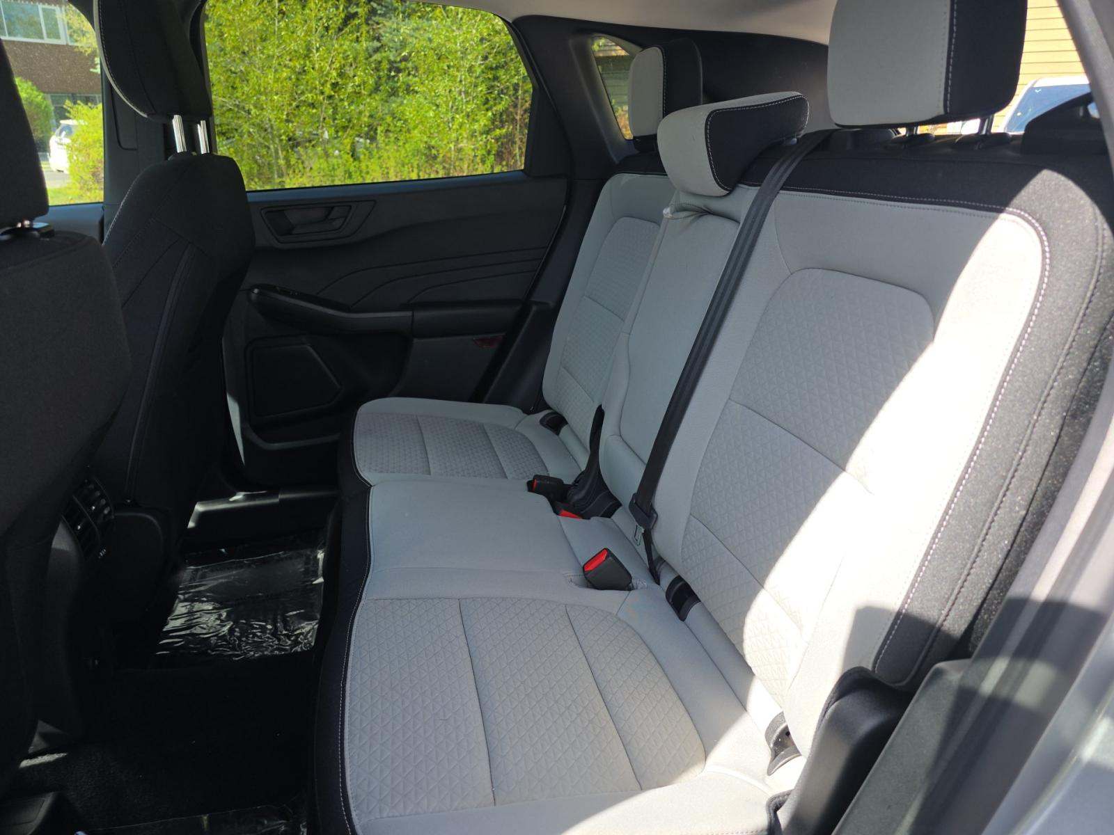 FORD ESCAPE - 9