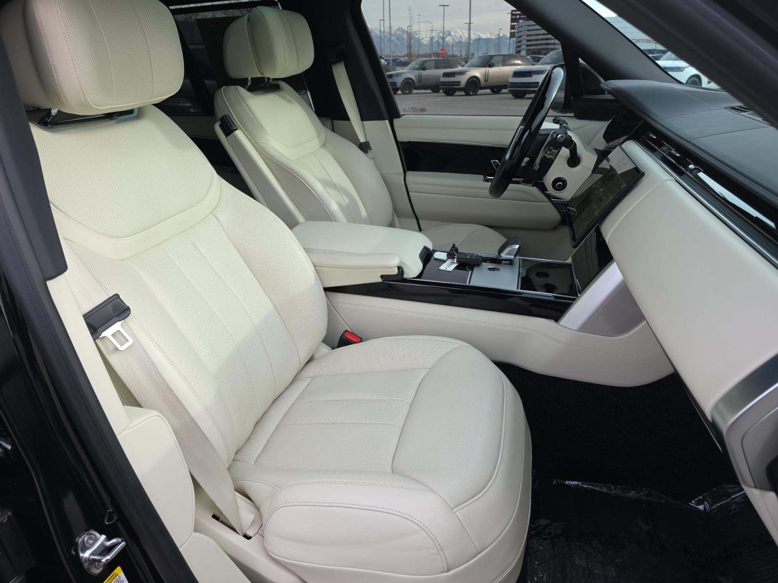 2025 Land Rover Range Rover Autobiography AWD