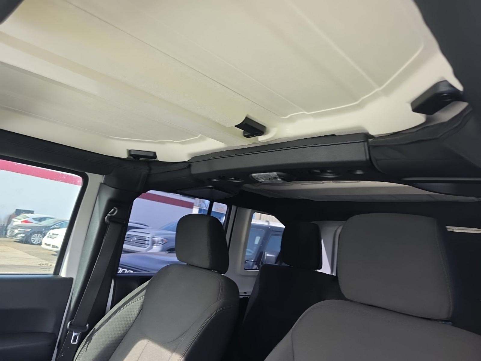 2016 Jeep Wrangler Unlimited Sport AWD