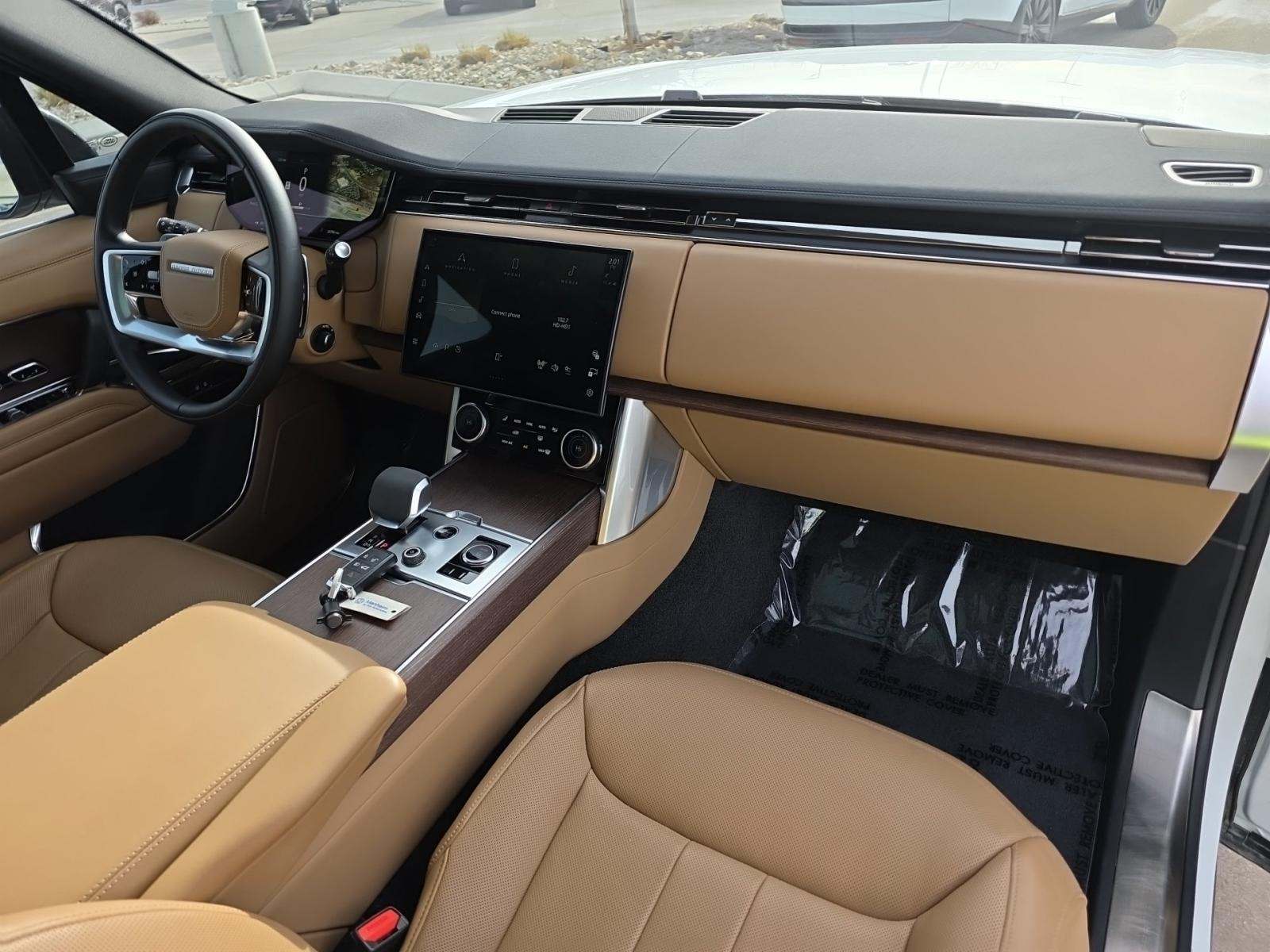 2023 Land Rover Range Rover SE AWD