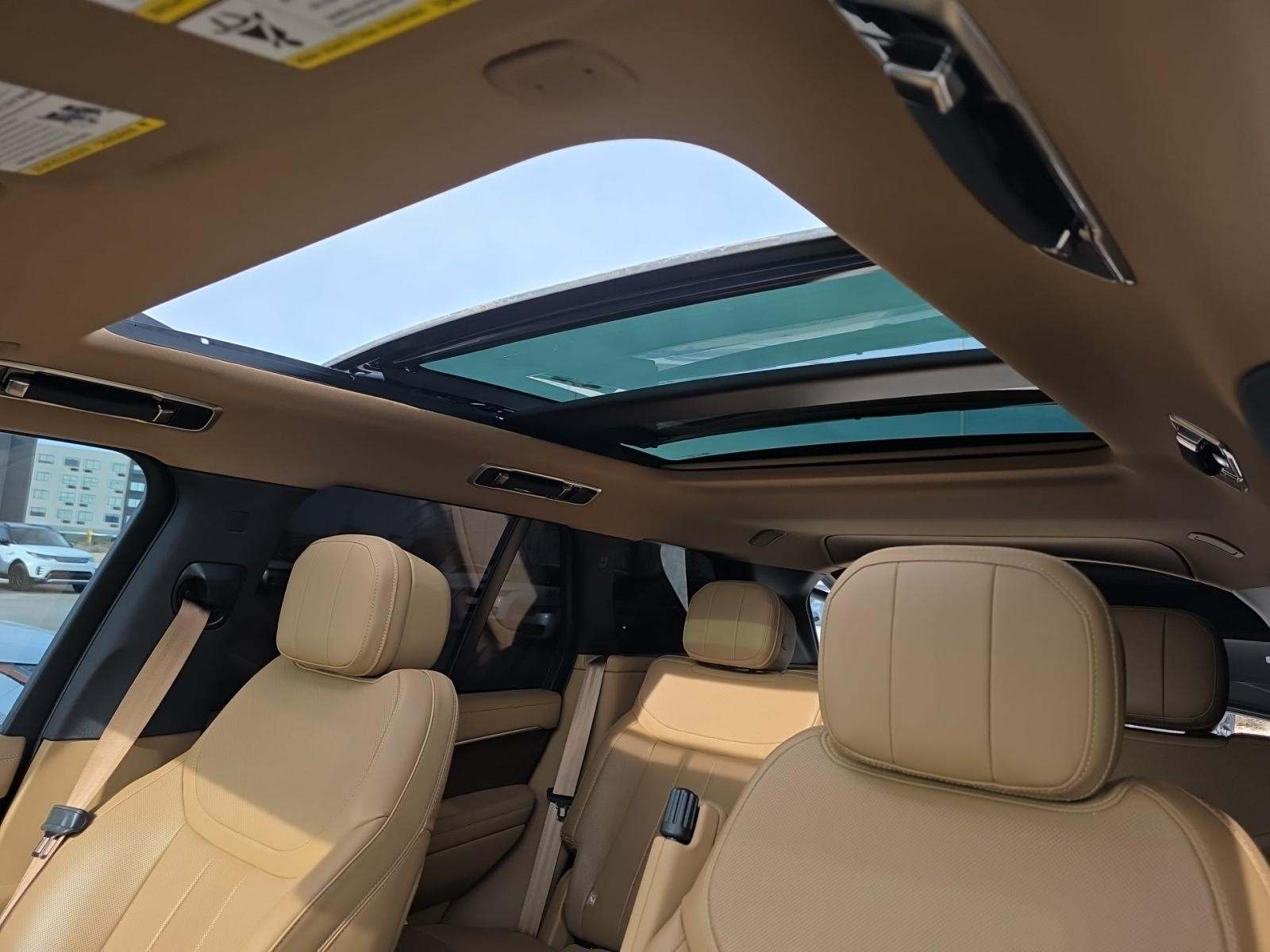 2023 Land Rover Range Rover SE AWD