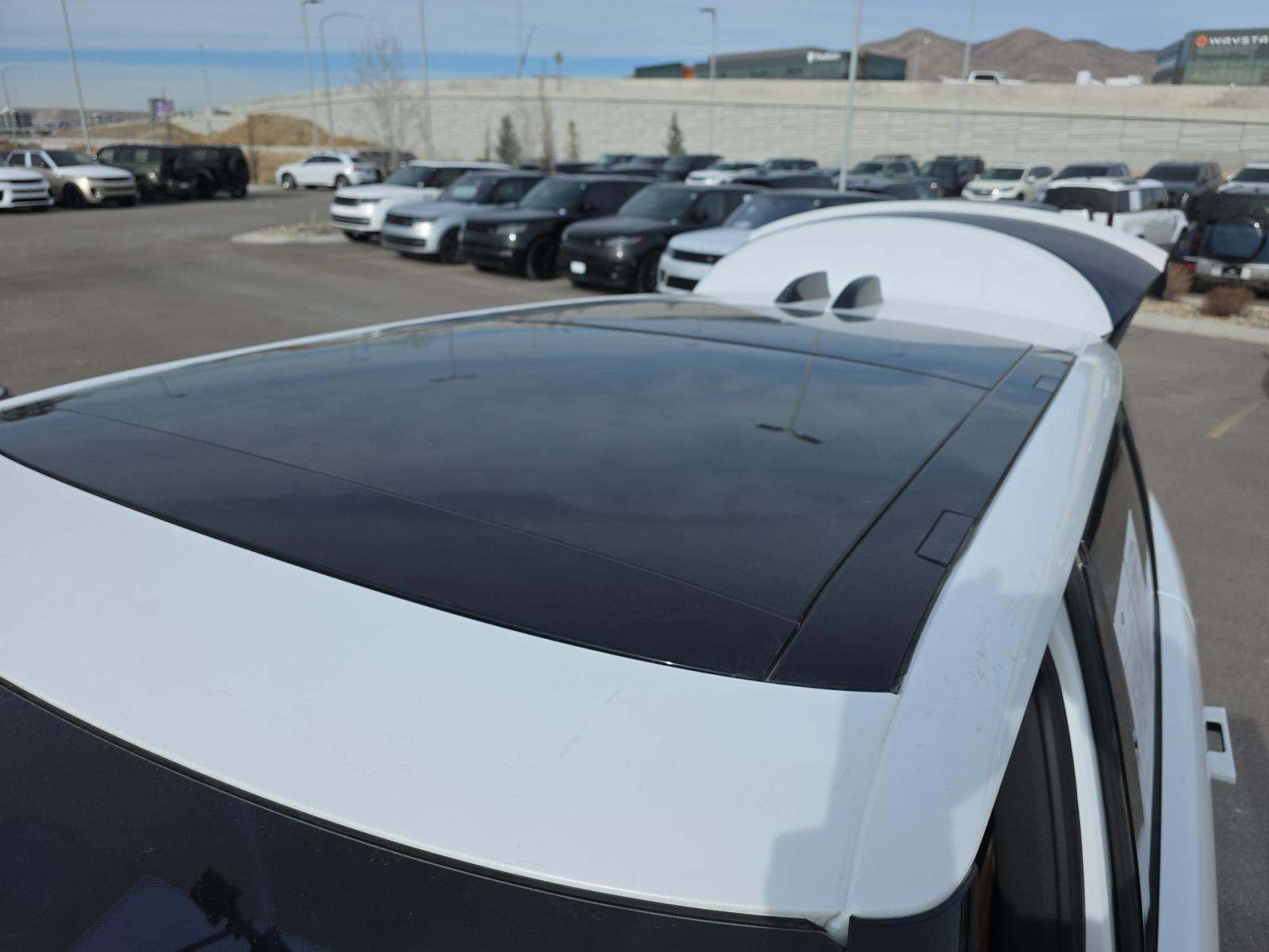 2023 Land Rover Range Rover SE AWD