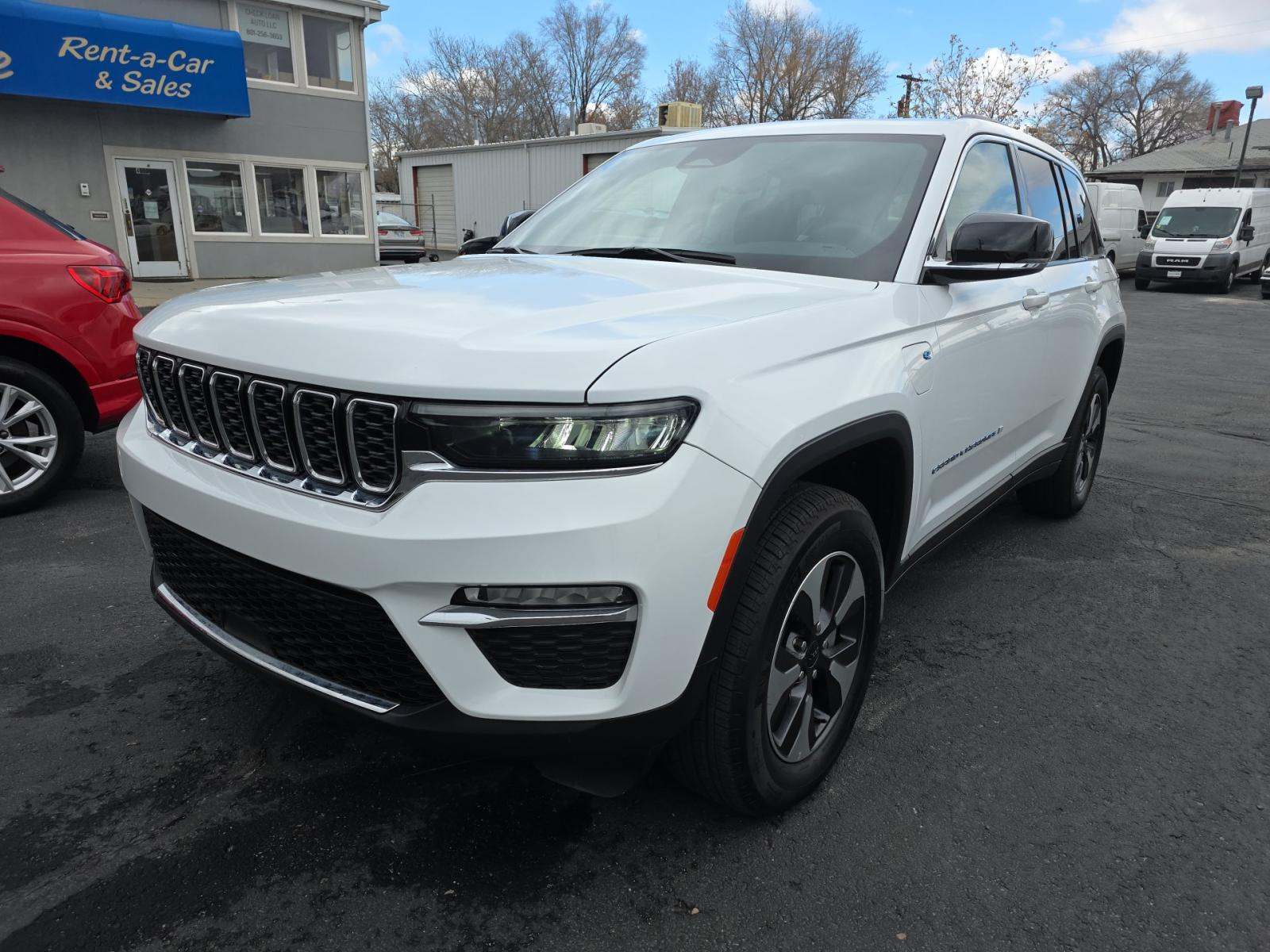 JEEP GRAND CHEROKEE - 1