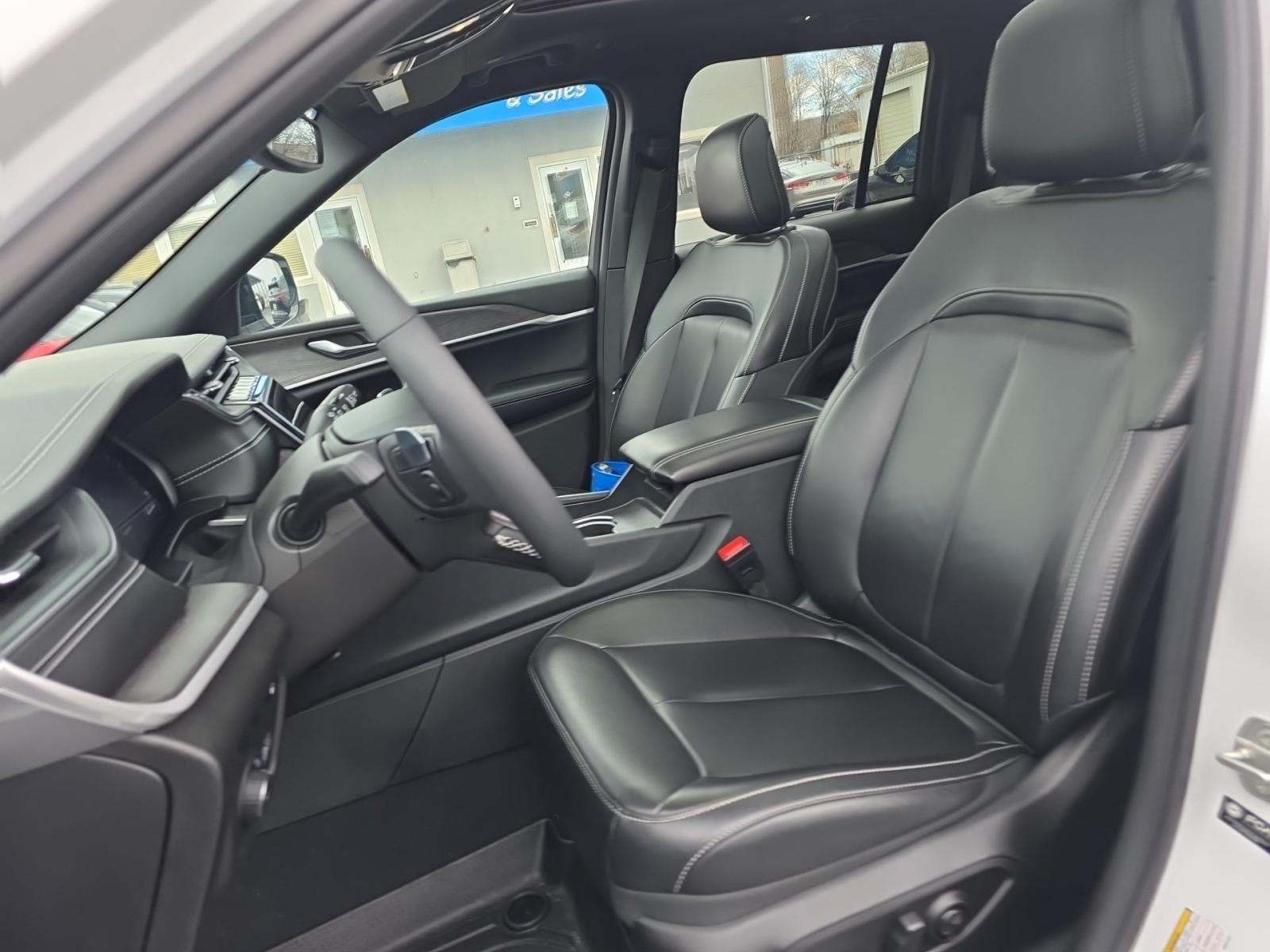 JEEP GRAND CHEROKEE - 6