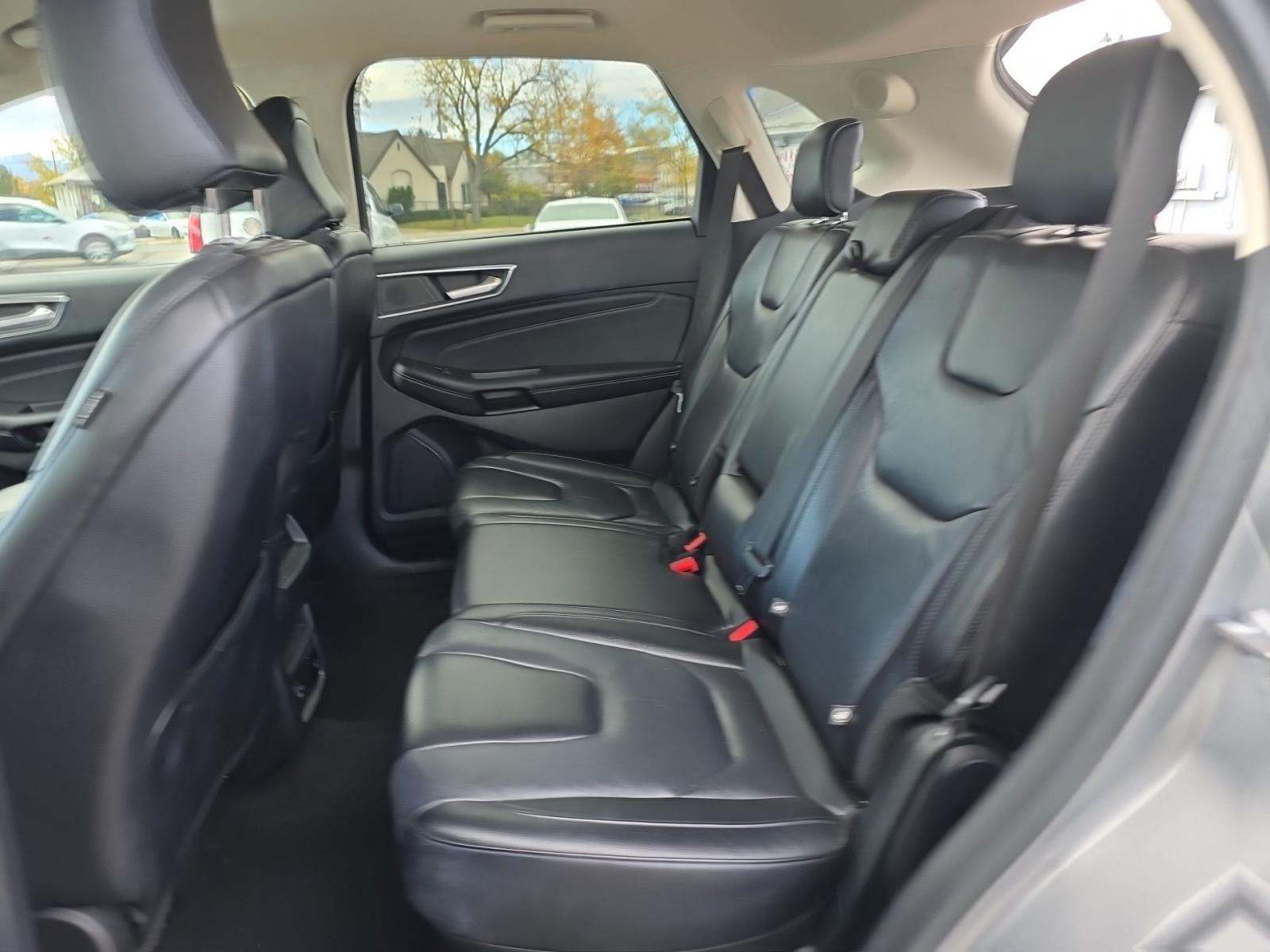 2022 Ford Edge Titanium AWD