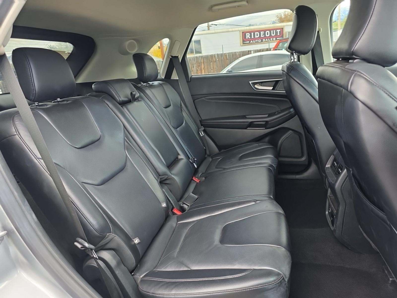 2022 Ford Edge Titanium AWD