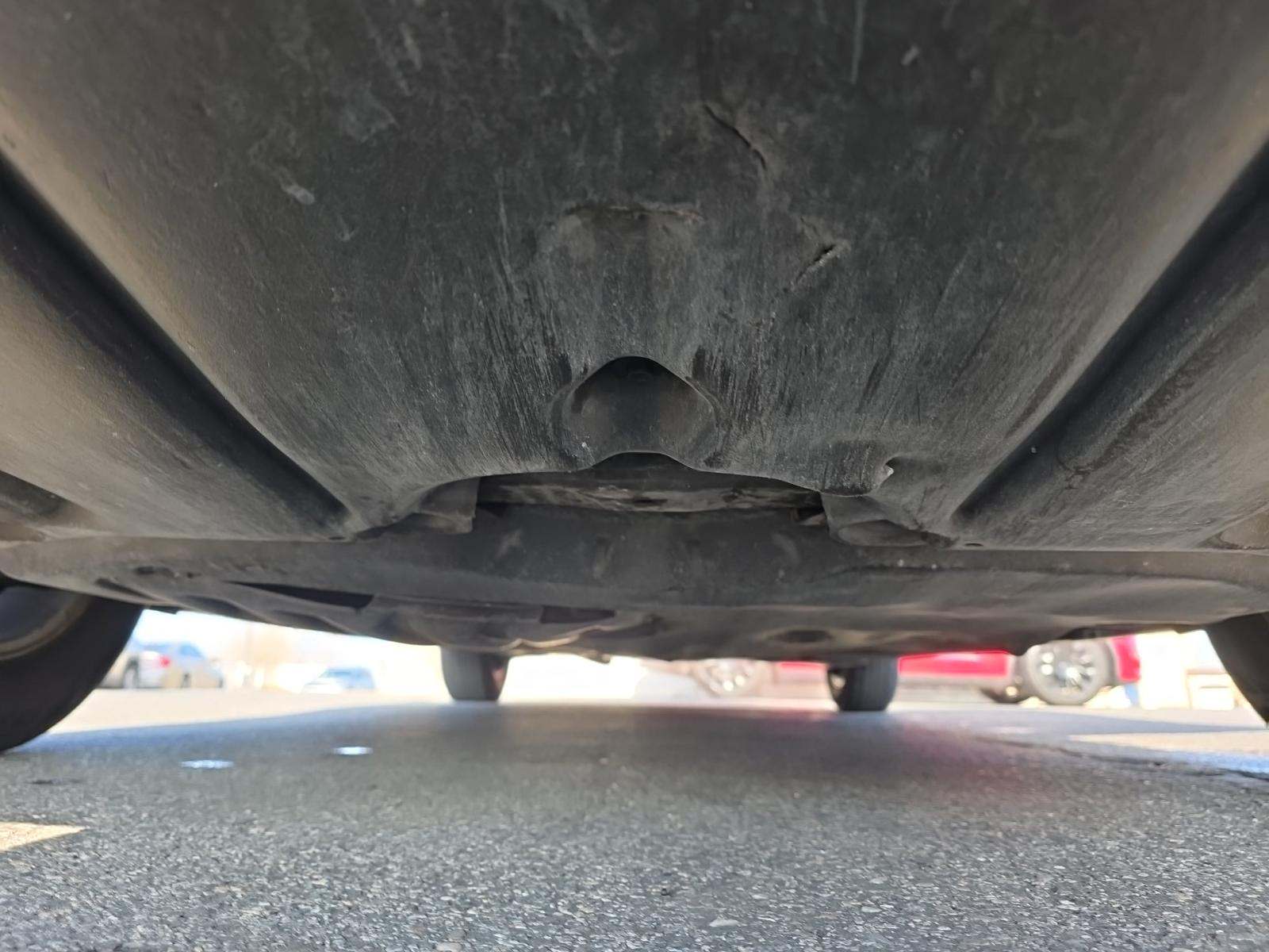 2024 Toyota Sienna LE FWD