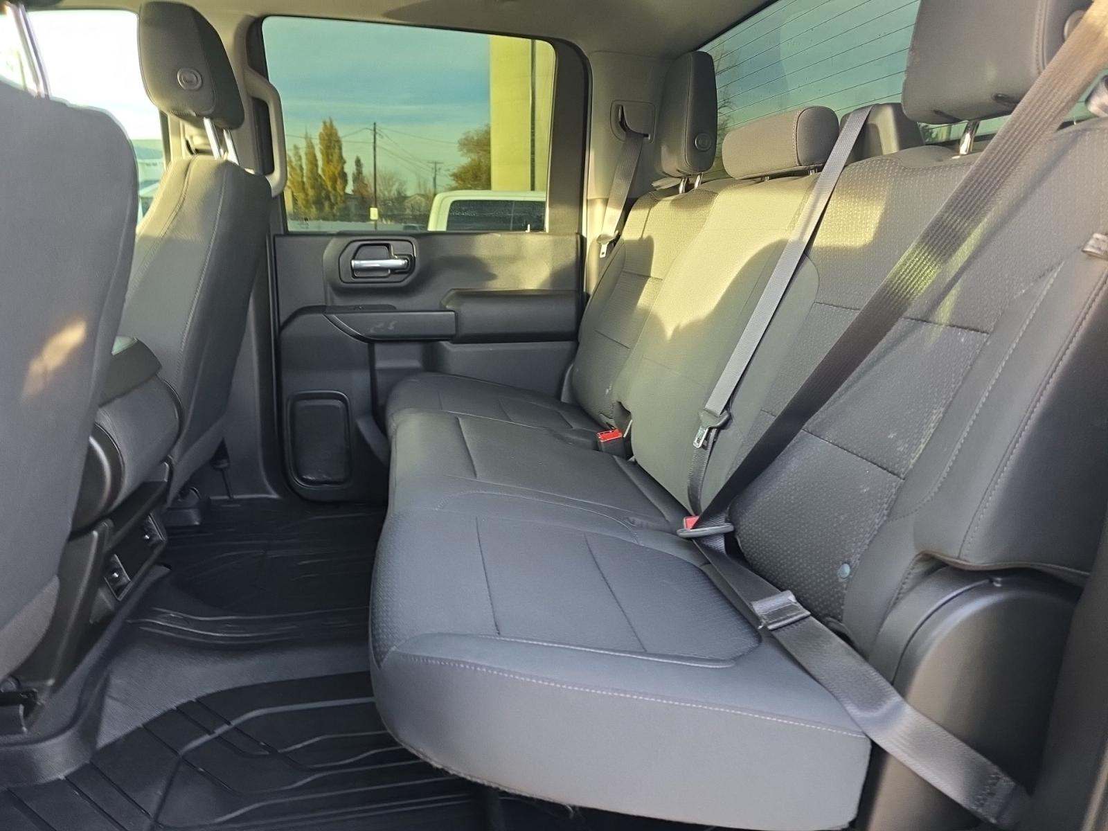 2022 Chevrolet Silverado 2500HD Custom AWD