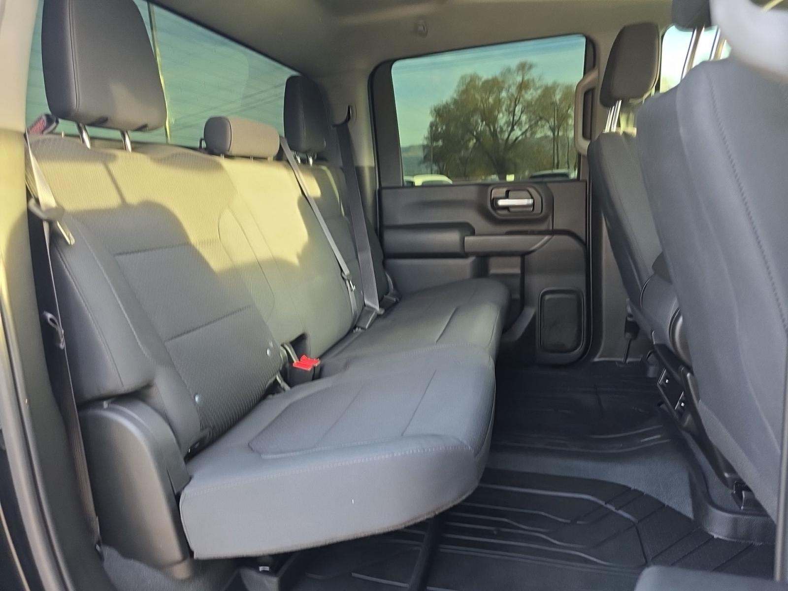 2022 Chevrolet Silverado 2500HD Custom AWD