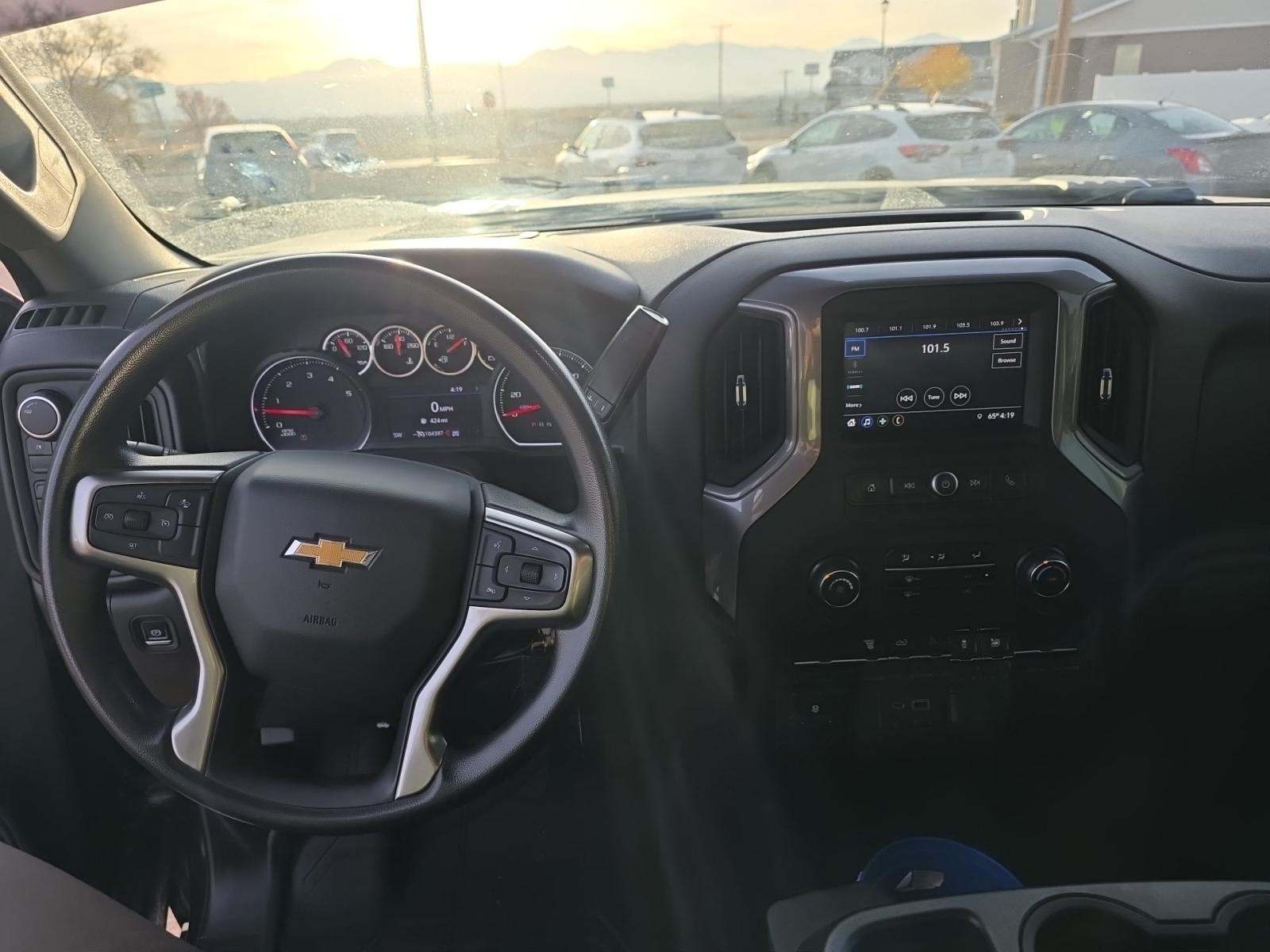 2022 Chevrolet Silverado 2500HD Custom AWD