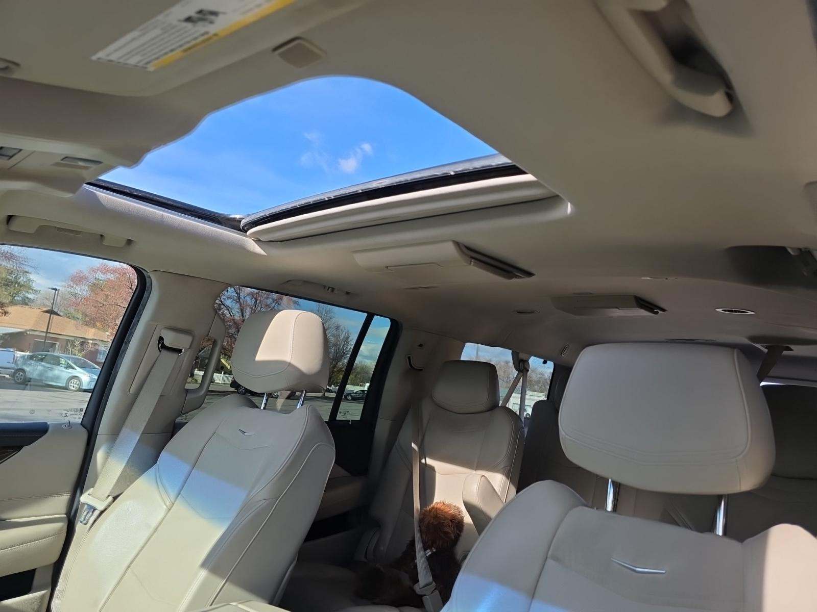 2019 Cadillac Escalade ESV Luxury AWD