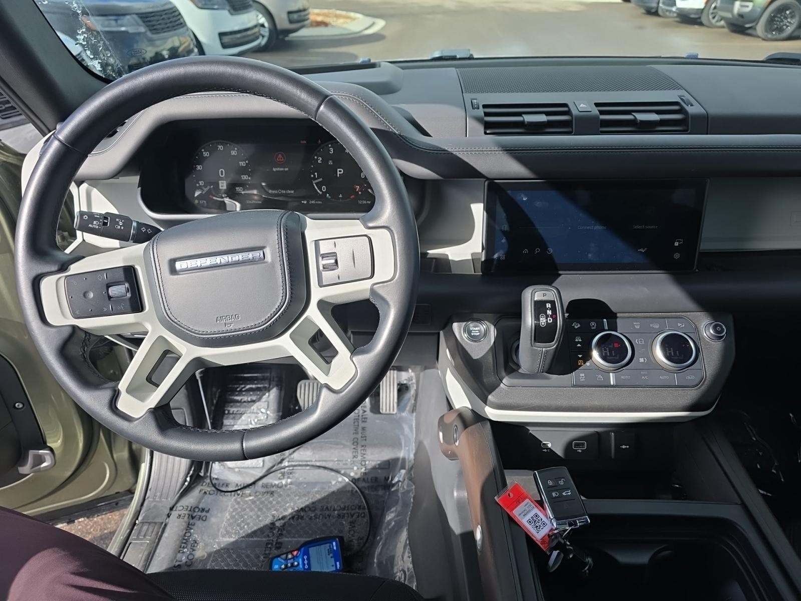 2023 Land Rover Defender 110 X-Dynamic SE AWD