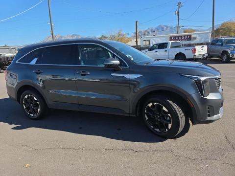 2024 Kia Sorento S AWD