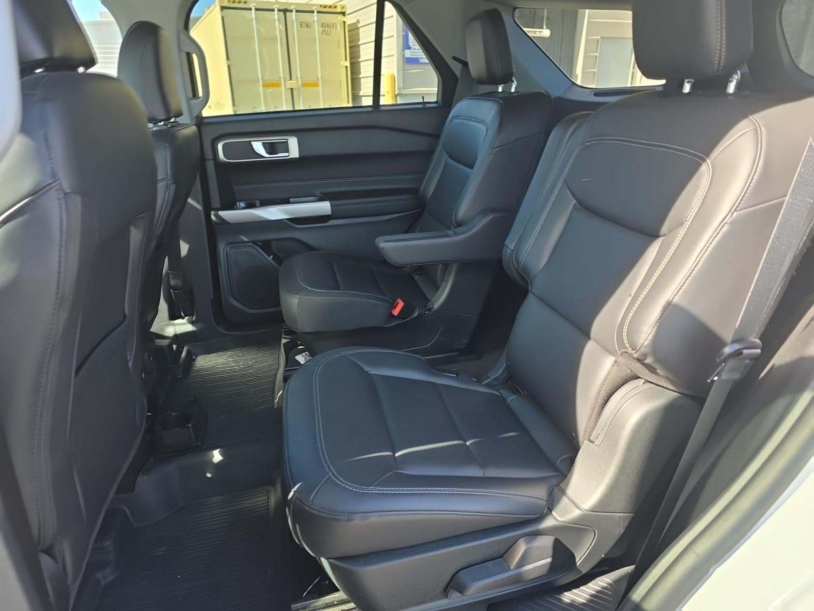 2023 Ford Explorer XLT AWD