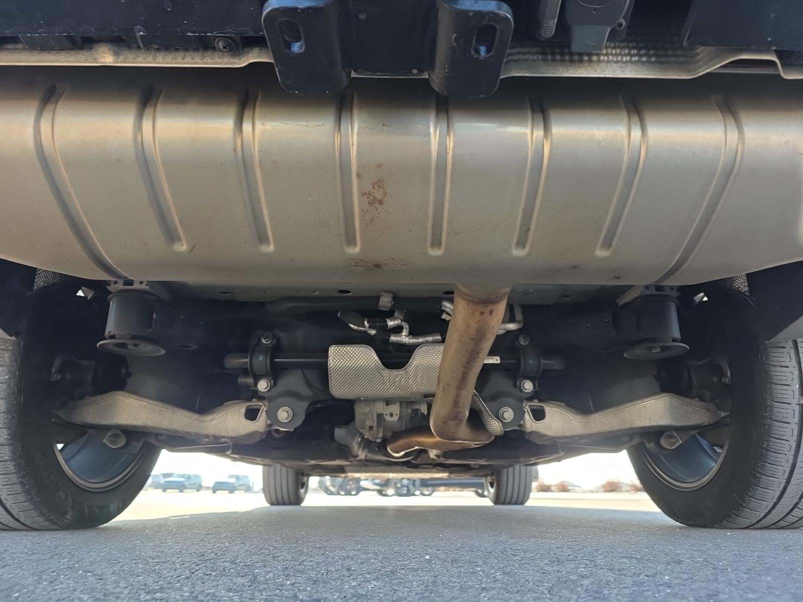 2023 Land Rover Defender 130 X-Dynamic SE AWD