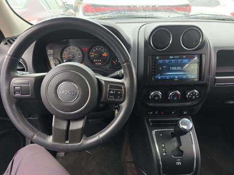 JEEP LATITUDE HIGH ALTITUDE EDITION - 10