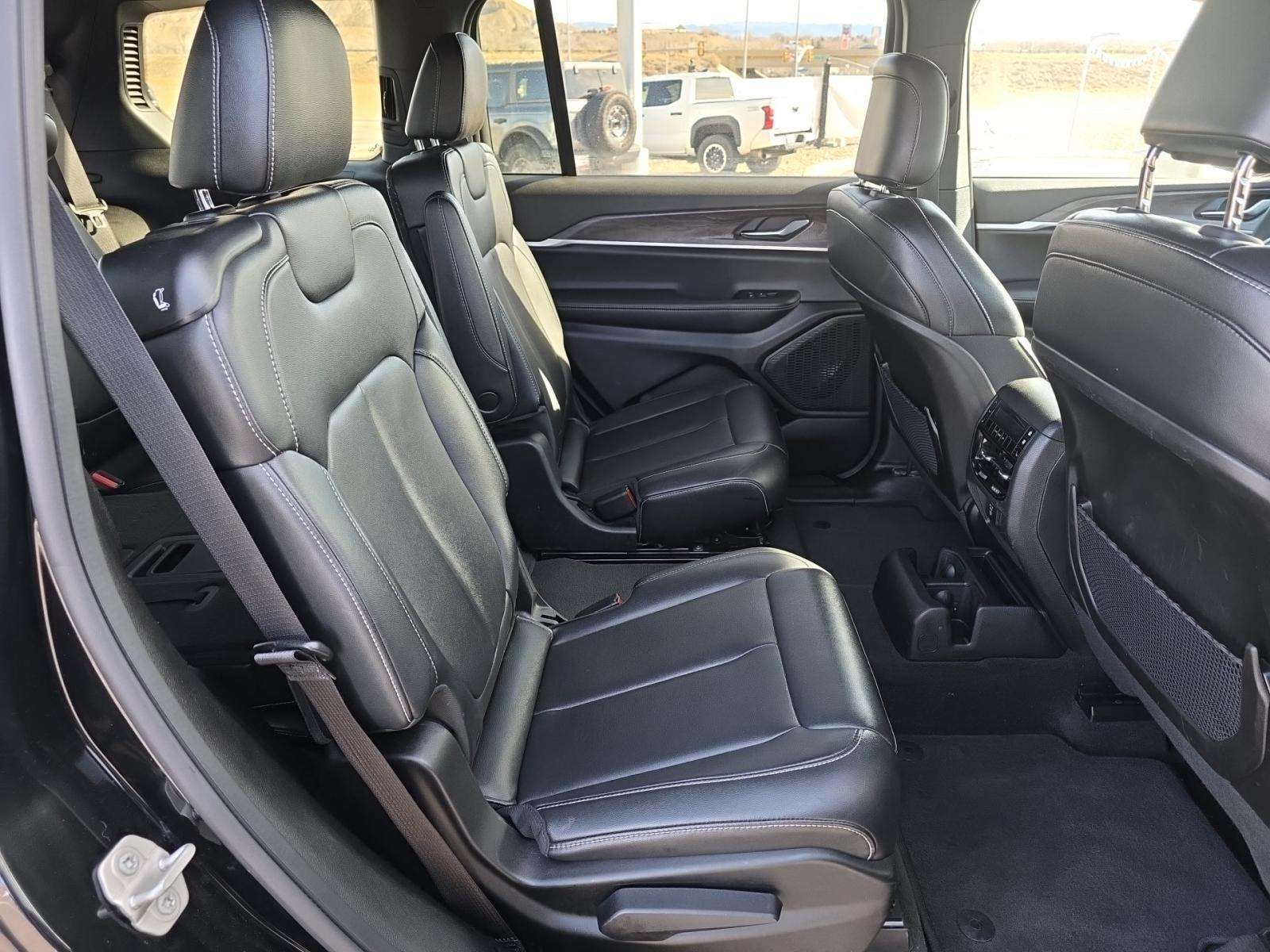 2024 Jeep Grand Cherokee L Limited AWD