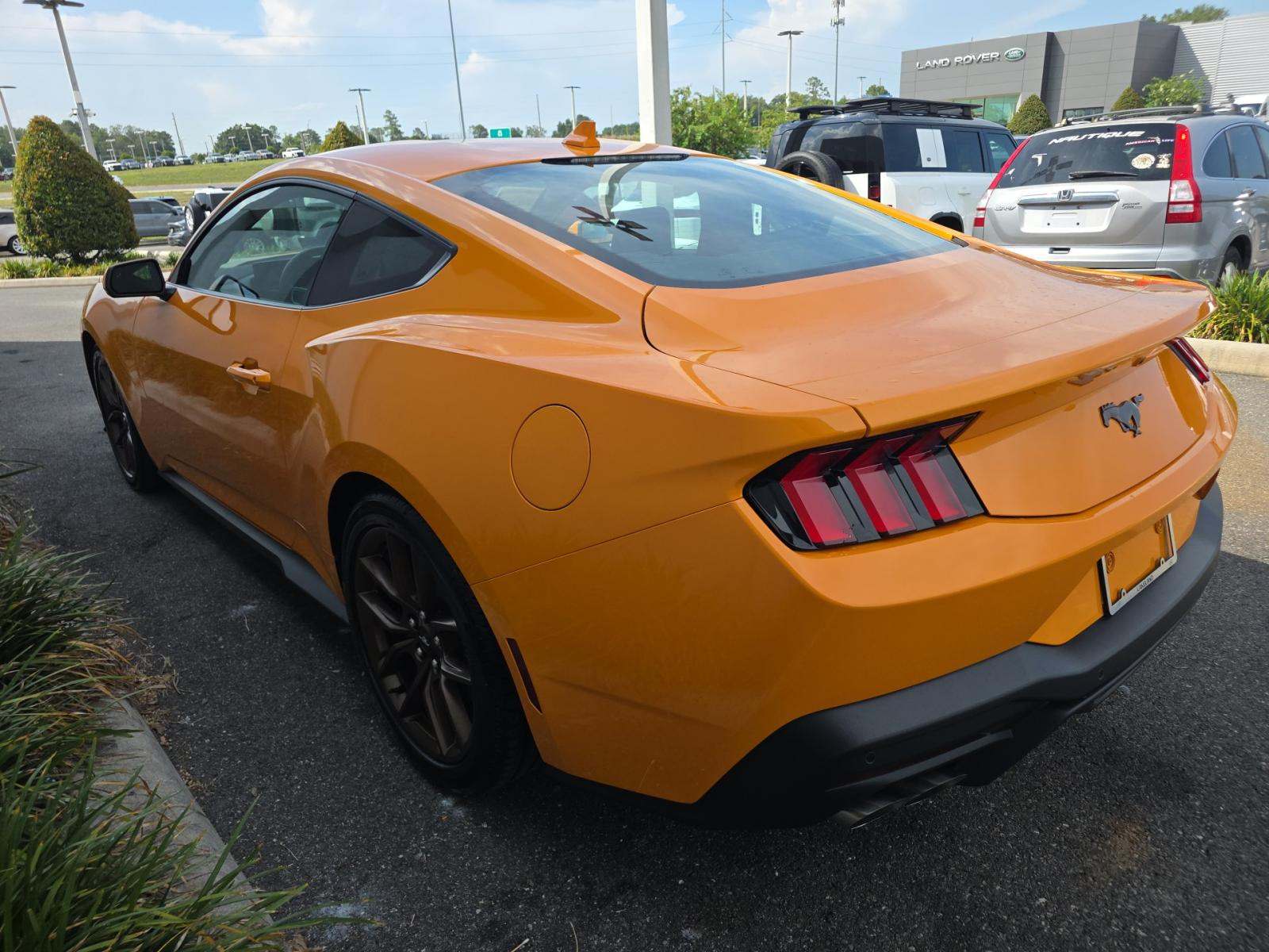 2026 Ford Mustang EcoBoost RWD