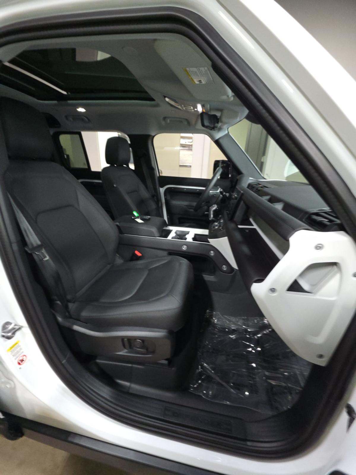 2025 Land Rover Defender 110 S AWD