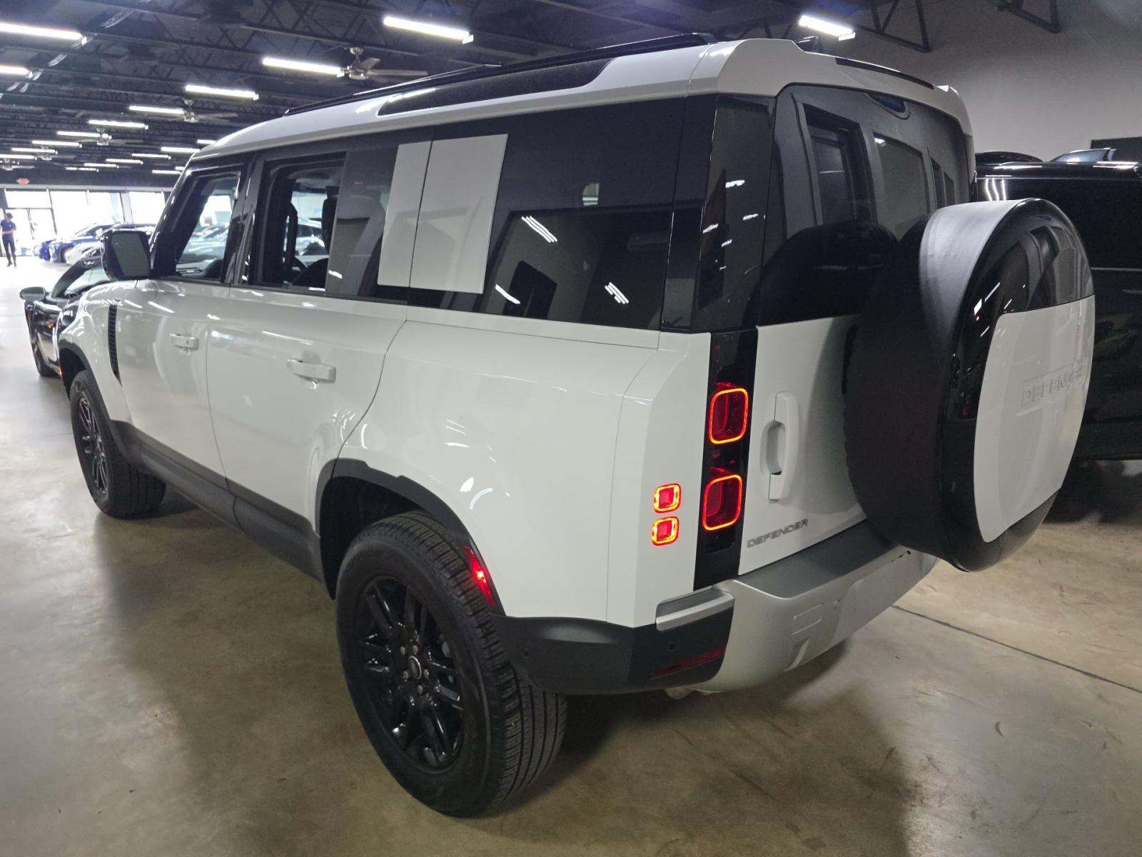 2025 Land Rover Defender 110 S AWD