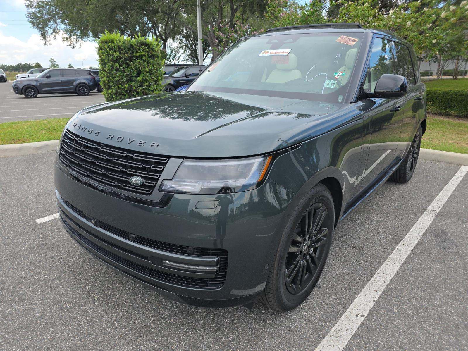 2024 Land Rover Range Rover SE AWD