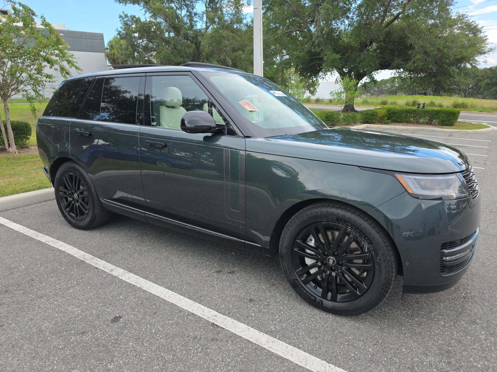 2024 Land Rover Range Rover SE AWD
