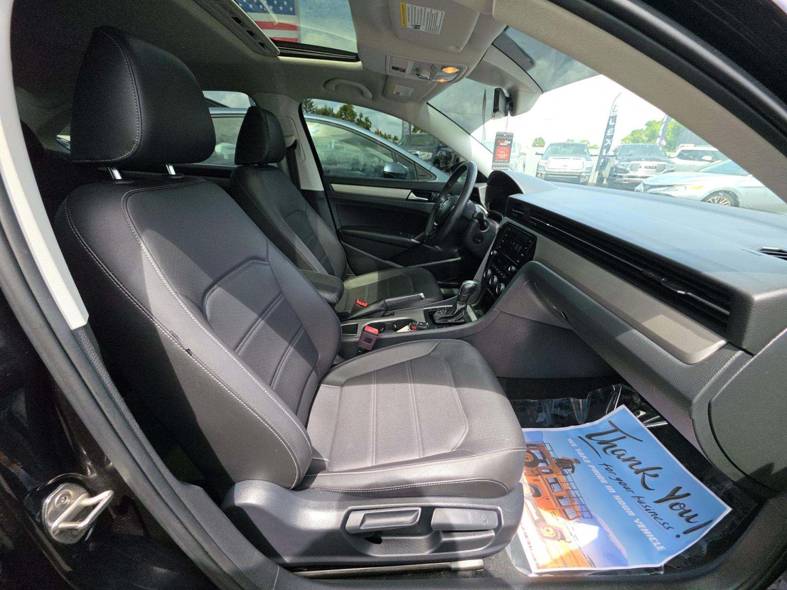 2022 Volkswagen Passat 2.0T SE FWD