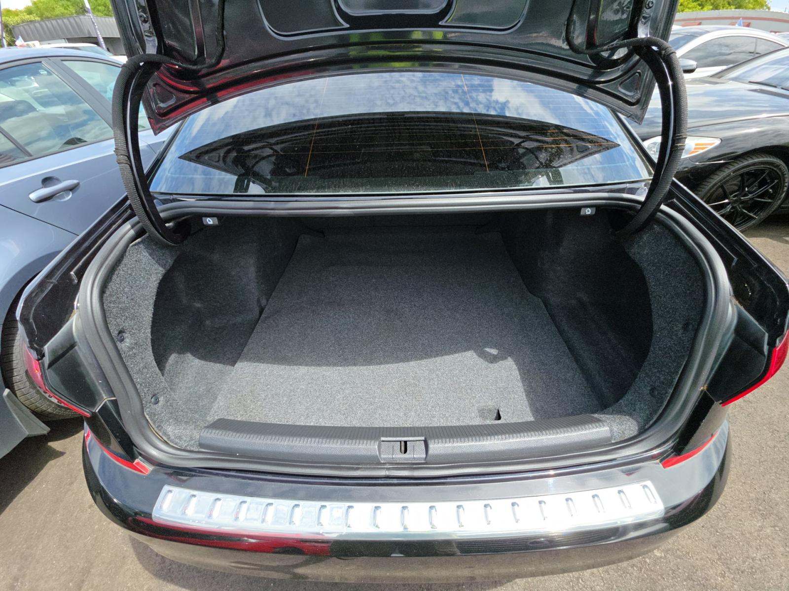 2022 Volkswagen Passat 2.0T SE FWD