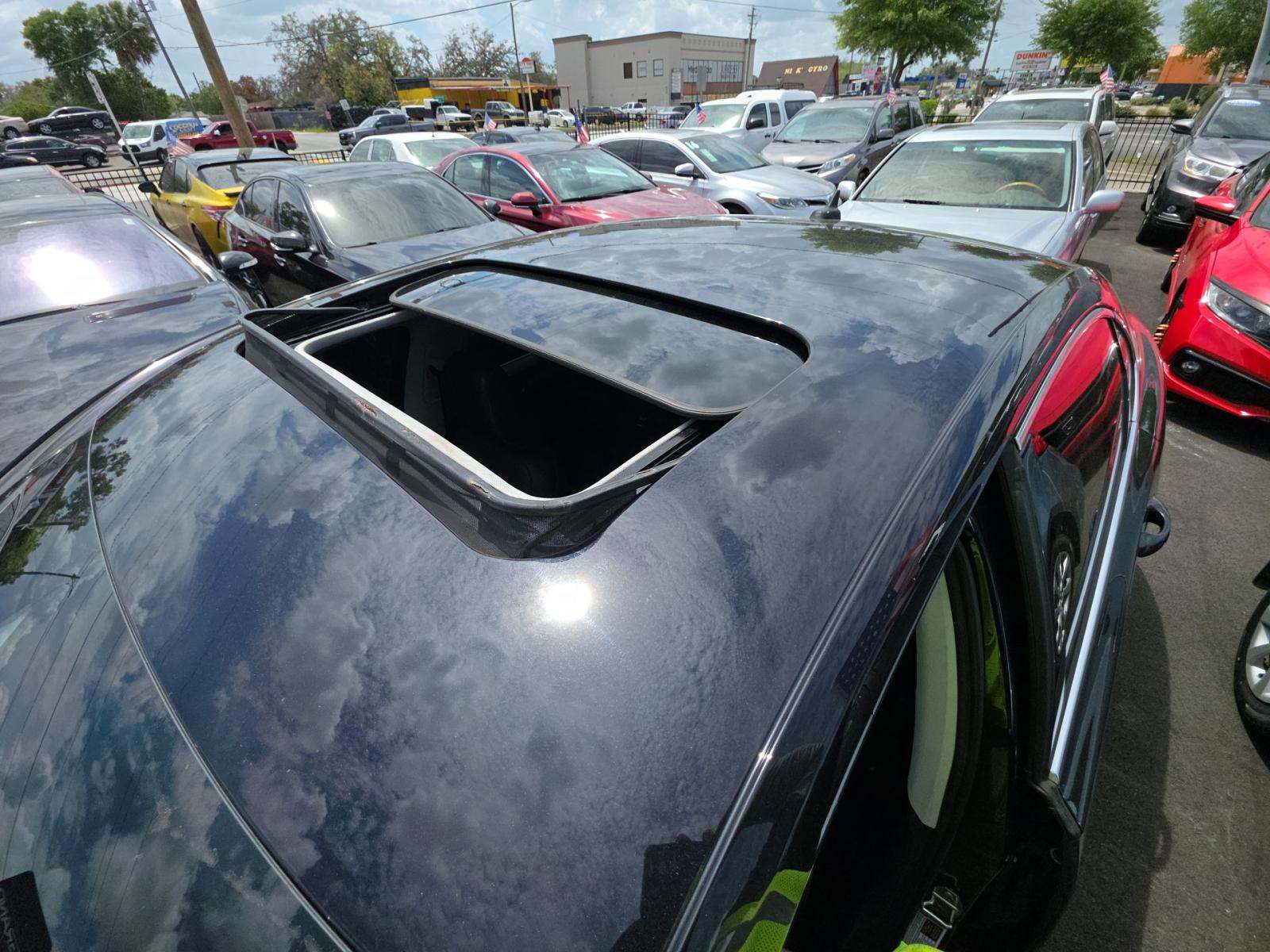 2022 Volkswagen Passat 2.0T SE FWD