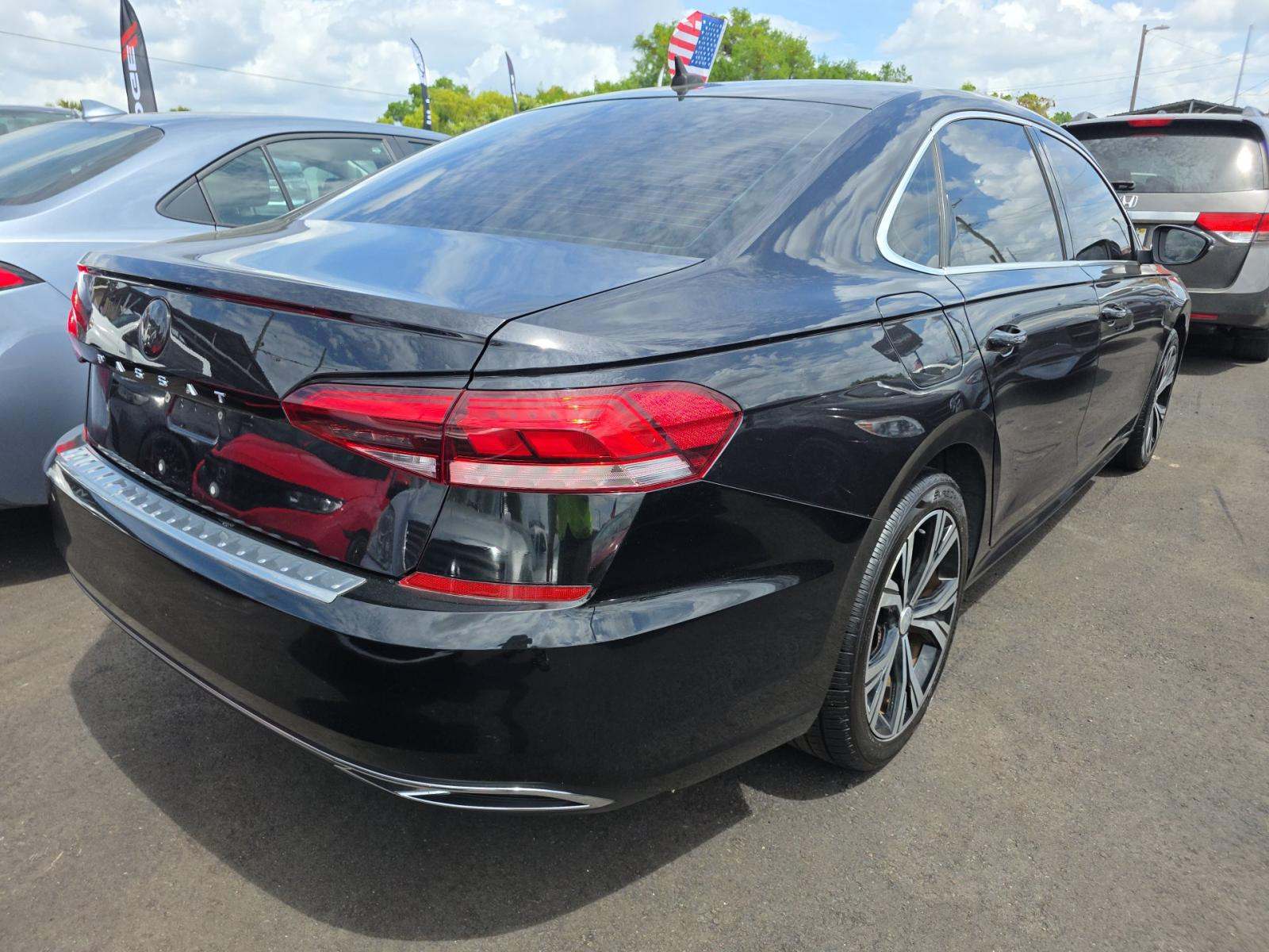 2022 Volkswagen Passat 2.0T SE FWD