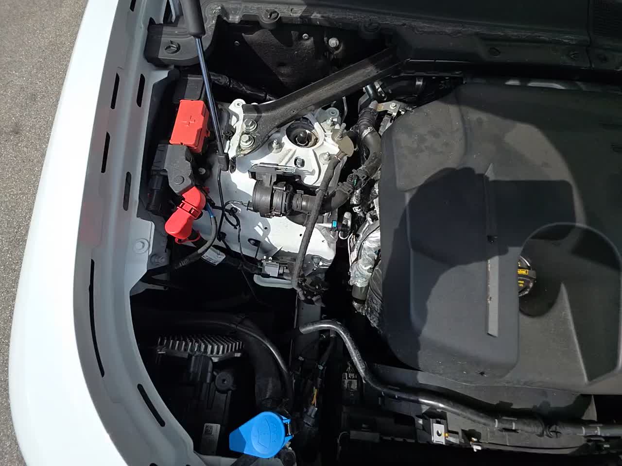 2024 Land Rover Defender 90 X-Dynamic SE AWD