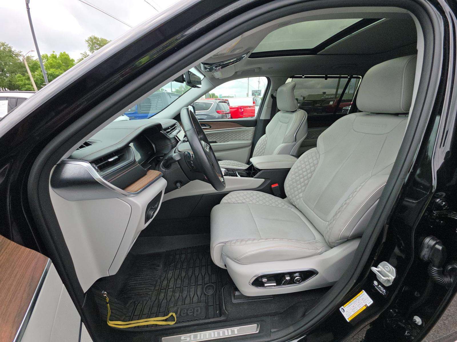 2021 Jeep Grand Cherokee L Summit AWD