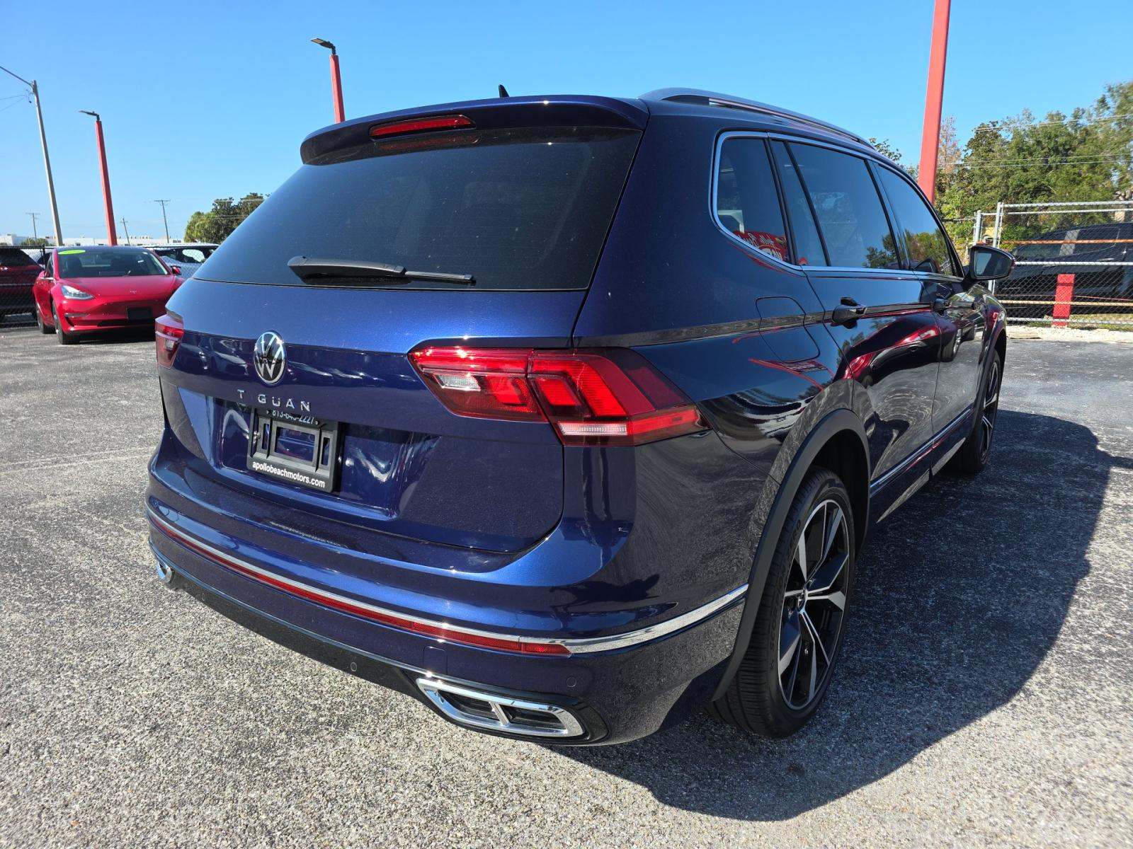 2022 Volkswagen Tiguan 2.0T SEL R-Line AWD