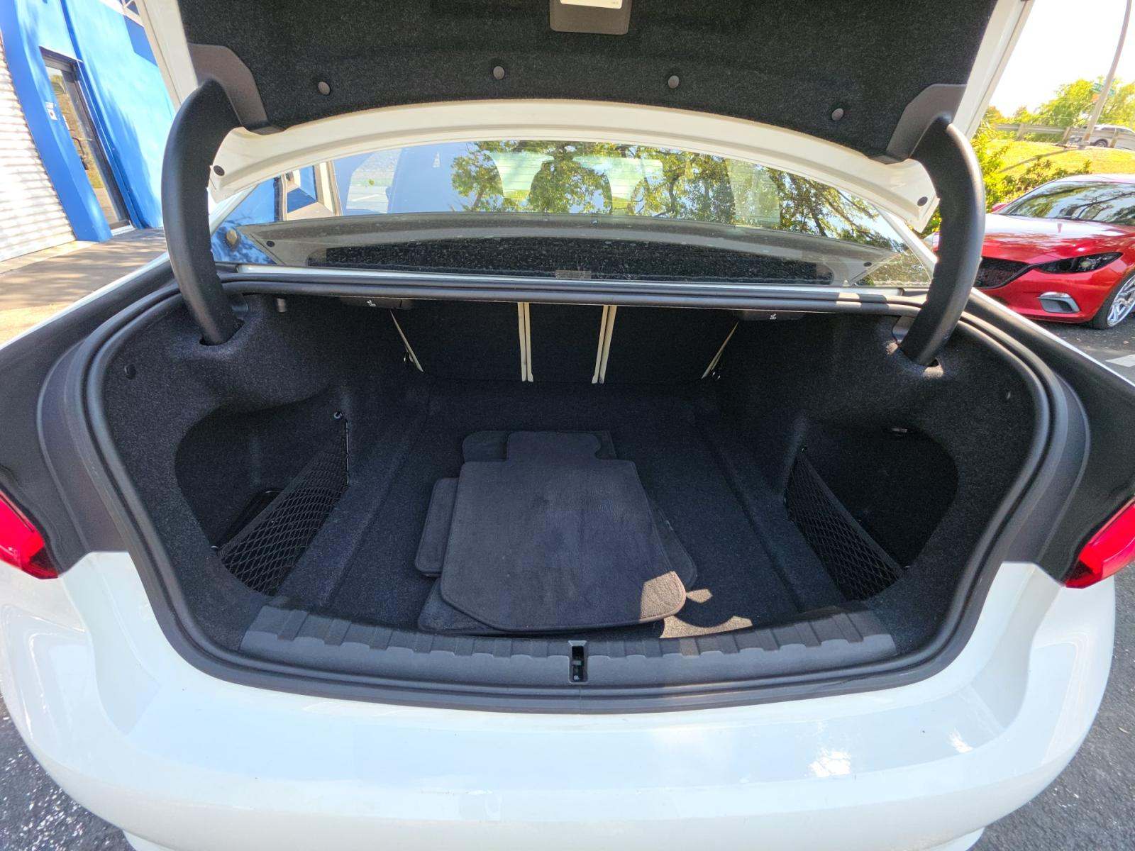 2021 BMW 3 Series 330i RWD