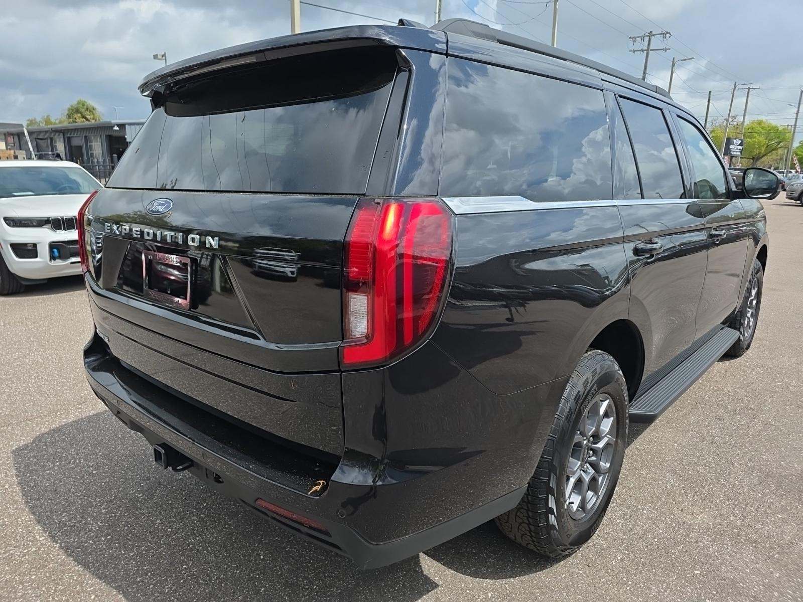 FORD EXPEDITION - 3